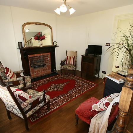 הובארט Annies Garden Cottage מראה חיצוני תמונה
