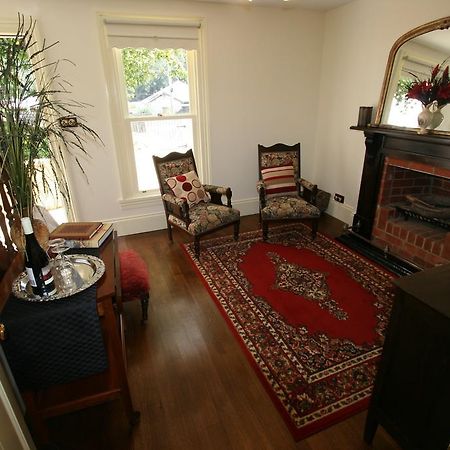 הובארט Annies Garden Cottage מראה חיצוני תמונה